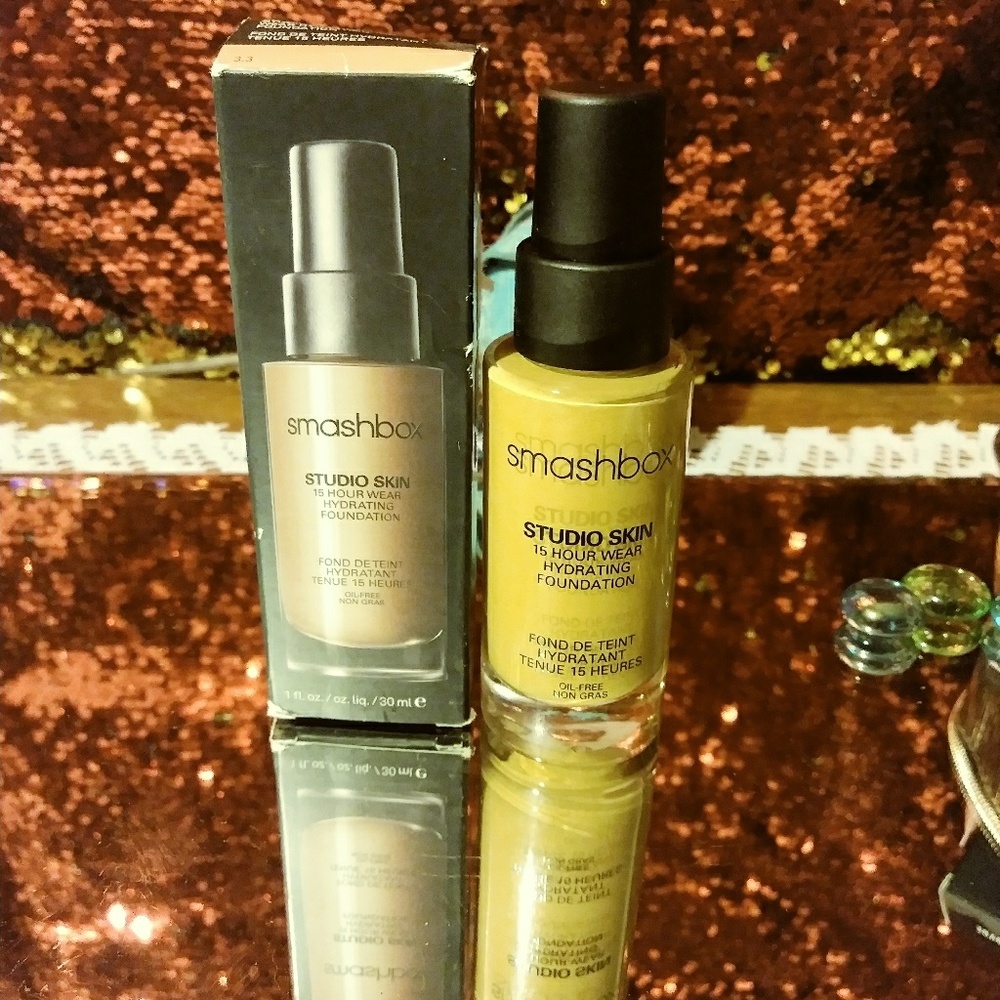 Smashbox Studio Skin 15 hr wear hydrating foundati